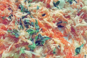 Gemüsebrühe im Ofen trocknen