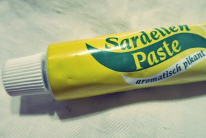 Pasta mit Kapern und Anchovis Segelrezept