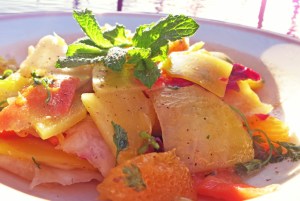 Rohkostsalat Proviant Segeln und Camping