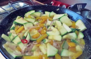 Paella Segelrezept, was kochen beim Segeln.