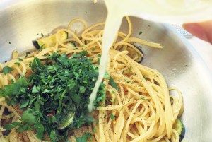 Was kochen beim Segeln in der Kombüse: Limettenpasta