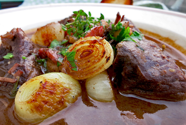 Bordküche: Was kochen auf beim Segeln oder in der Kombüse?