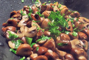 Bordküche: Was kochen auf beim Segeln oder in der Kombüse?