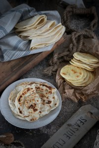 Foodies for Sailors Backbube Rezept Fladenbrote