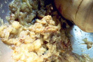 Baba Ganoush Brei im Mörser