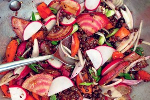 Bordküche: Beluga Linsensalat vermischt