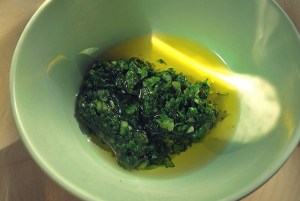 Koriander und Knoblauch für Acorda Brotsuppe Bordrezept