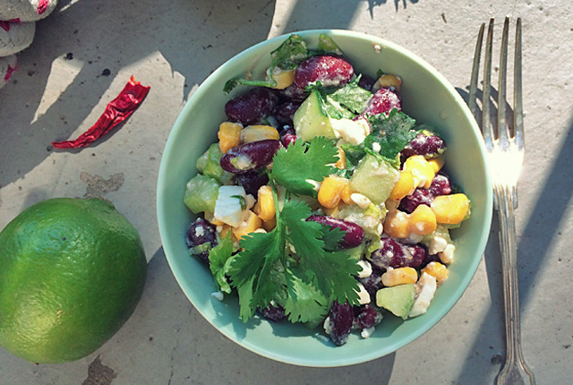Für Smutjes: Kidneybohnen Mais Feta Salat