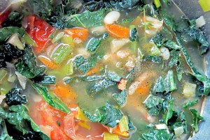 Was Kochen an Bord? Gemüseeintopf Ribollita