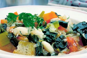 Ribollita toskanische Bohnensuppe, einfaches Bordrezept