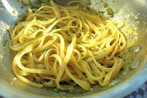 Walnuss Salbei Pesto Rezept vegan oder vegetarisch