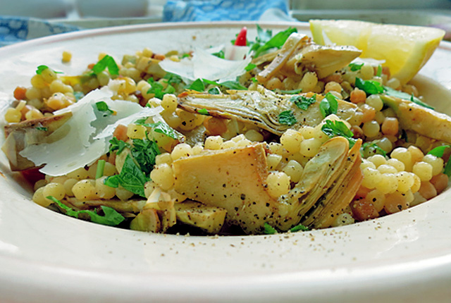 Pasta aus Sardinien: Fregola mit Gemüse Rezept