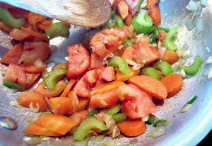 Die See kocht Gemüse und Skrei