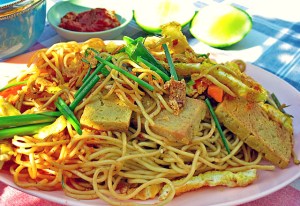 Bordküche: Bami Goreng vegetarisch mit Tofu