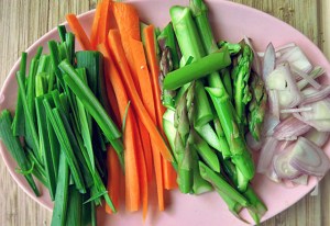 Gemüse für Bami Goreng auf Platte