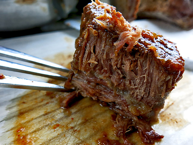 Wirtshausgulasch Fleisch muerbe durchwachsen