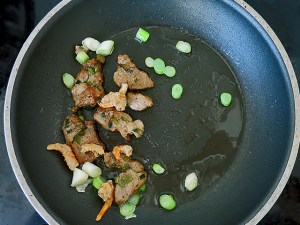 Banh xeo fuellung einseitig braten