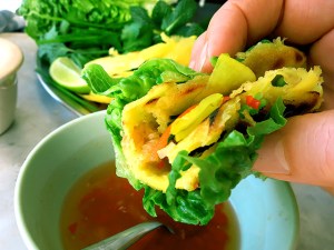 Vietnam Pfannkuchen banh xeo mit Dip