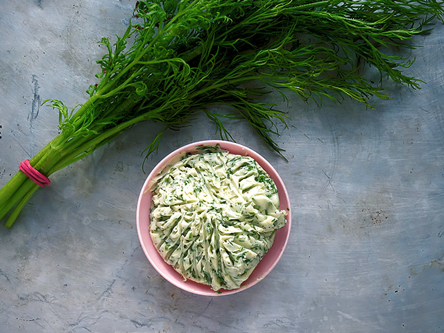 Dillbutter fuer Smoerrebroed