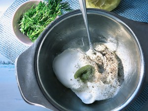 Wasabi Schmand anrühren