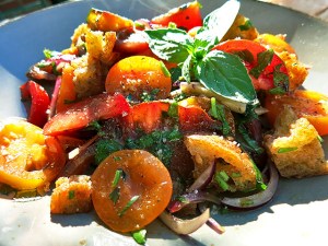 Panzanella mit Tomatensorten