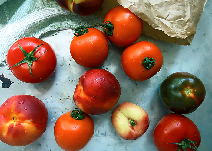 Tomaten Nektarinen Pfirsich vom Markt