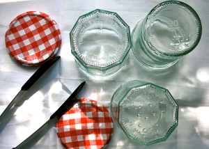 Gläser sterilisieren mit Wasserdampf