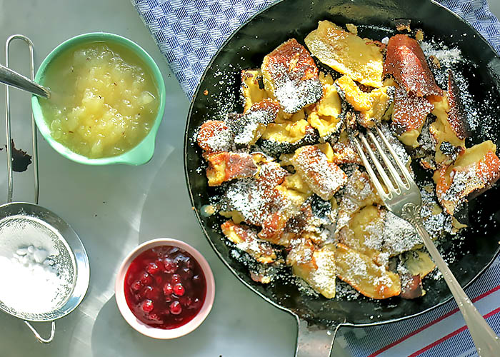 Kaiserschmarrn mit allen Zutaten