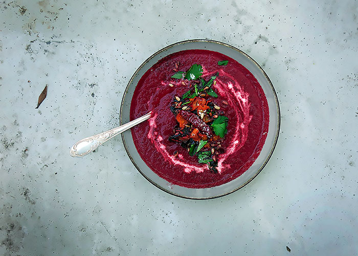 Rote Bete Suppe mit Kokosmilch