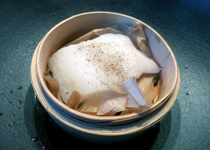 Pla Neung Manao – gedämpfter Fisch mit Limette und Chili (Thai Rezept ... Pla Neung Manao – gedämpfter Fisch mit Limette und Chili (Thai Rezept ...