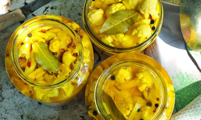 Die See kocht ein: Blumenkohl mit Curry im Glas