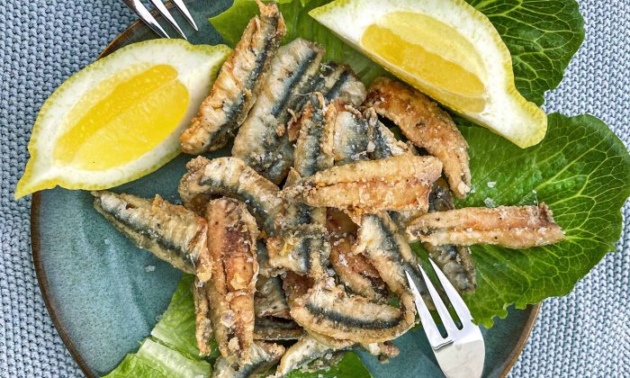 Die See kocht frittierte Sardellen "Anchois Frits"