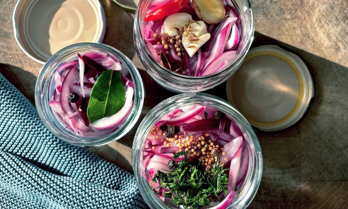 Die See kocht "Syltede rødløg"