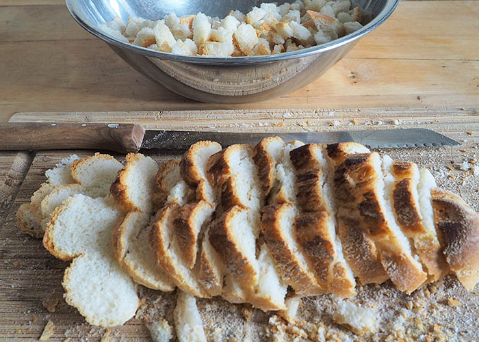 Resteverwertung für trockenes Brot