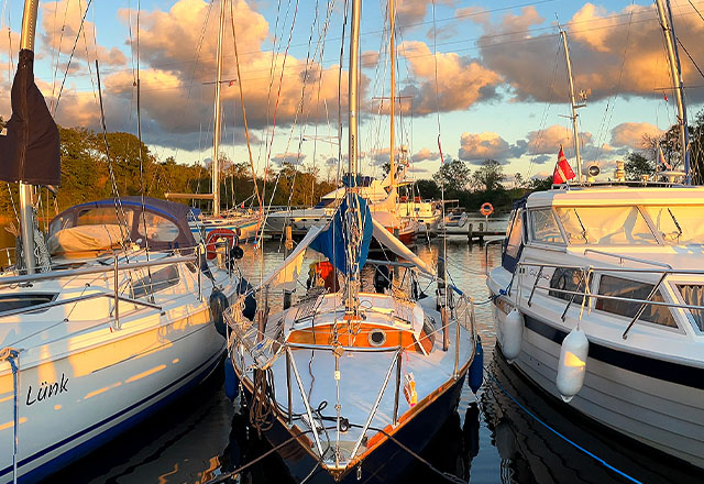 Waarschip 725 zu verkaufen