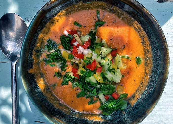 Die See kocht Gazpacho